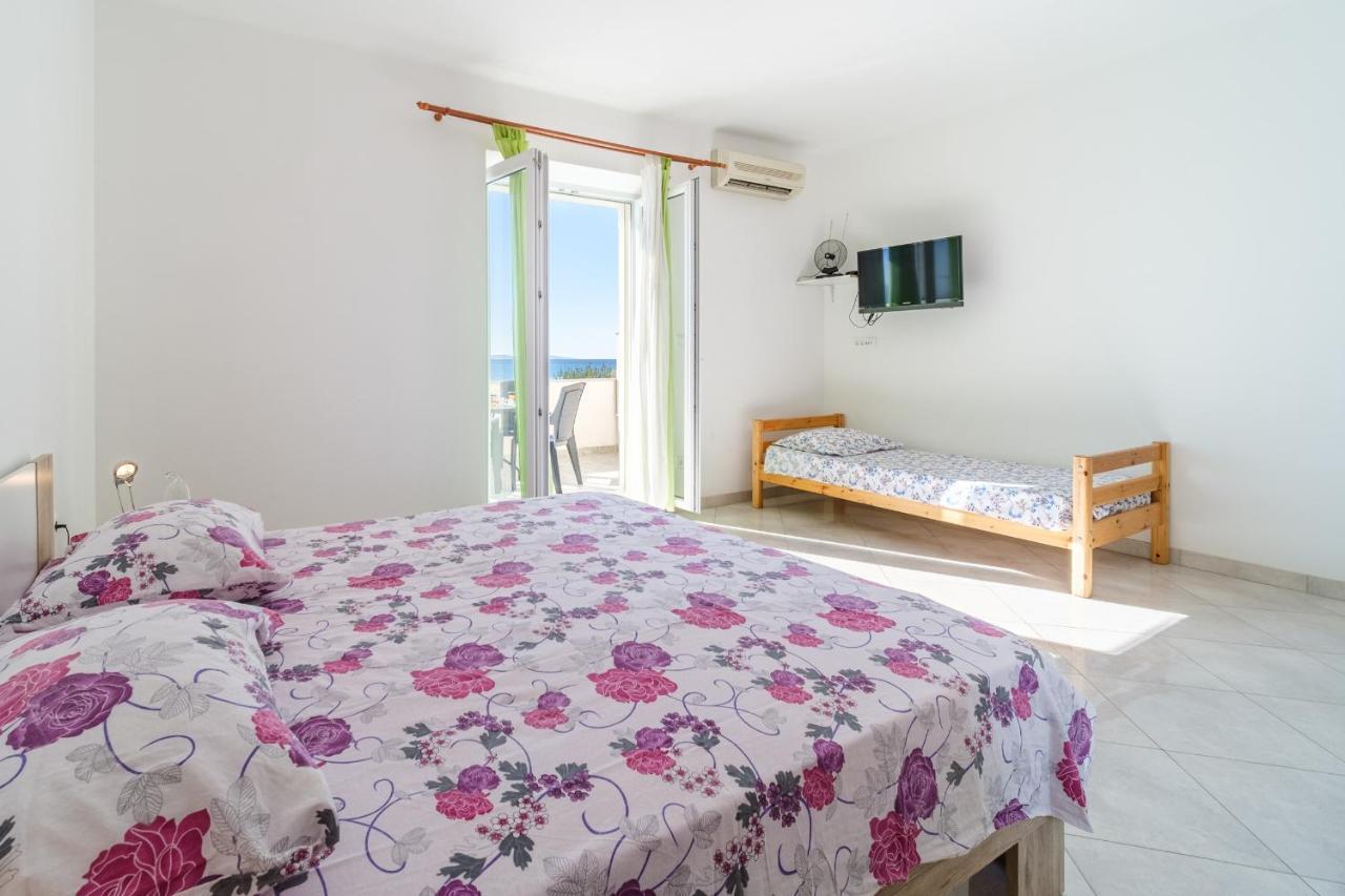 Beach Paradise Apartments Podstrana Ngoại thất bức ảnh