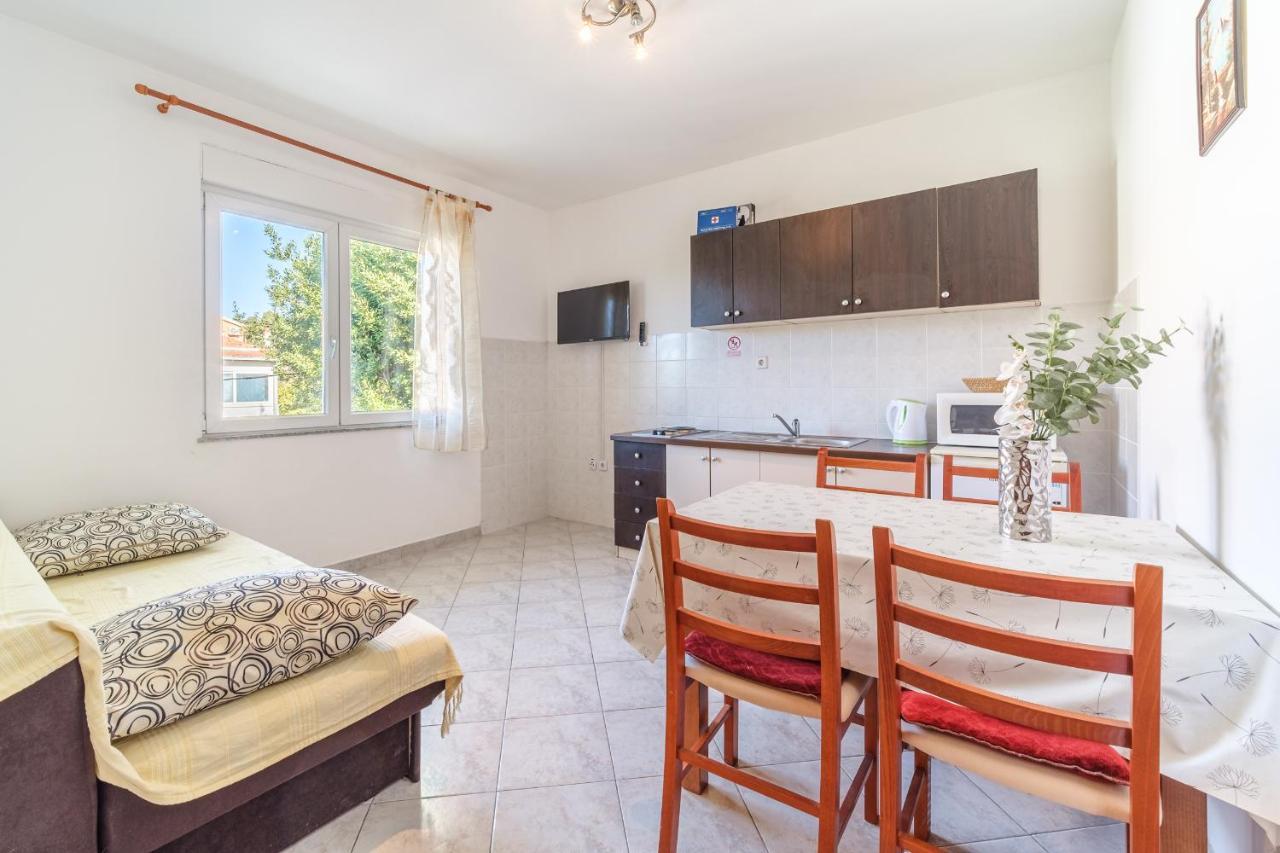 Beach Paradise Apartments Podstrana Ngoại thất bức ảnh