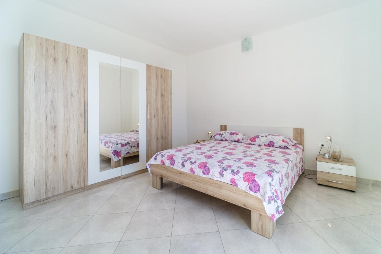 Beach Paradise Apartments Podstrana Ngoại thất bức ảnh