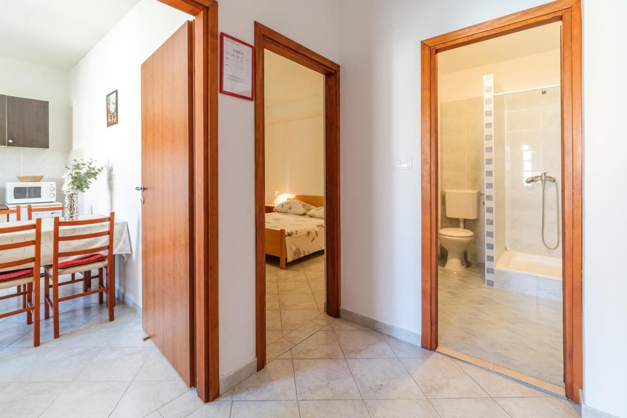 Beach Paradise Apartments Podstrana Ngoại thất bức ảnh