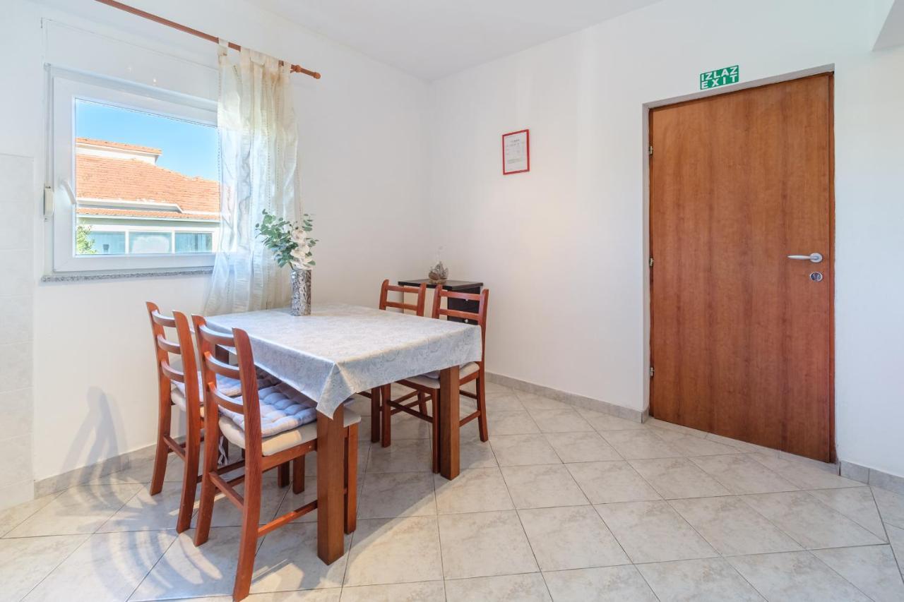 Beach Paradise Apartments Podstrana Ngoại thất bức ảnh