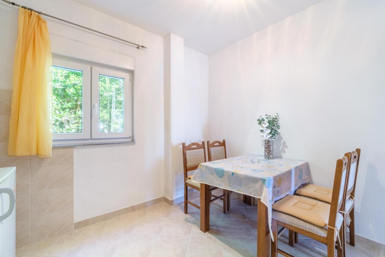 Beach Paradise Apartments Podstrana Ngoại thất bức ảnh
