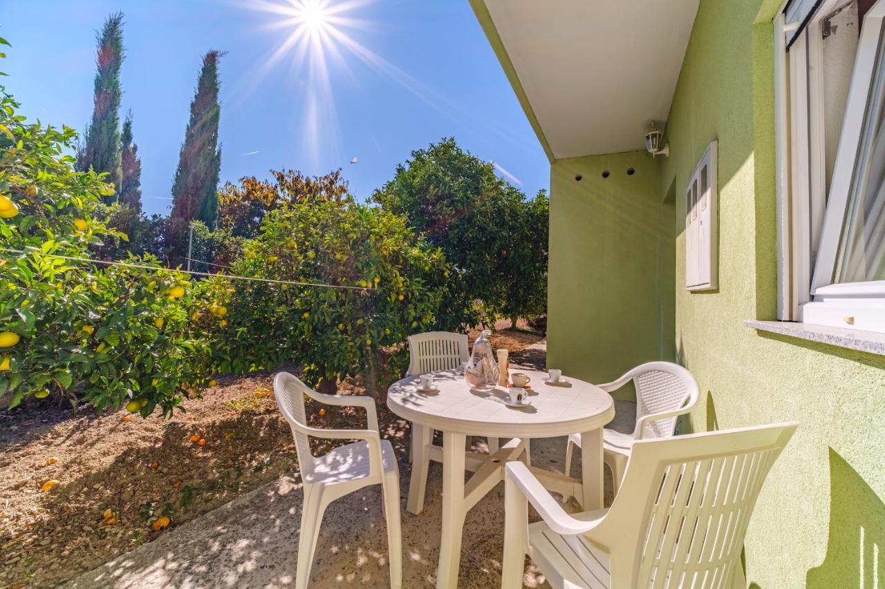 Beach Paradise Apartments Podstrana Ngoại thất bức ảnh