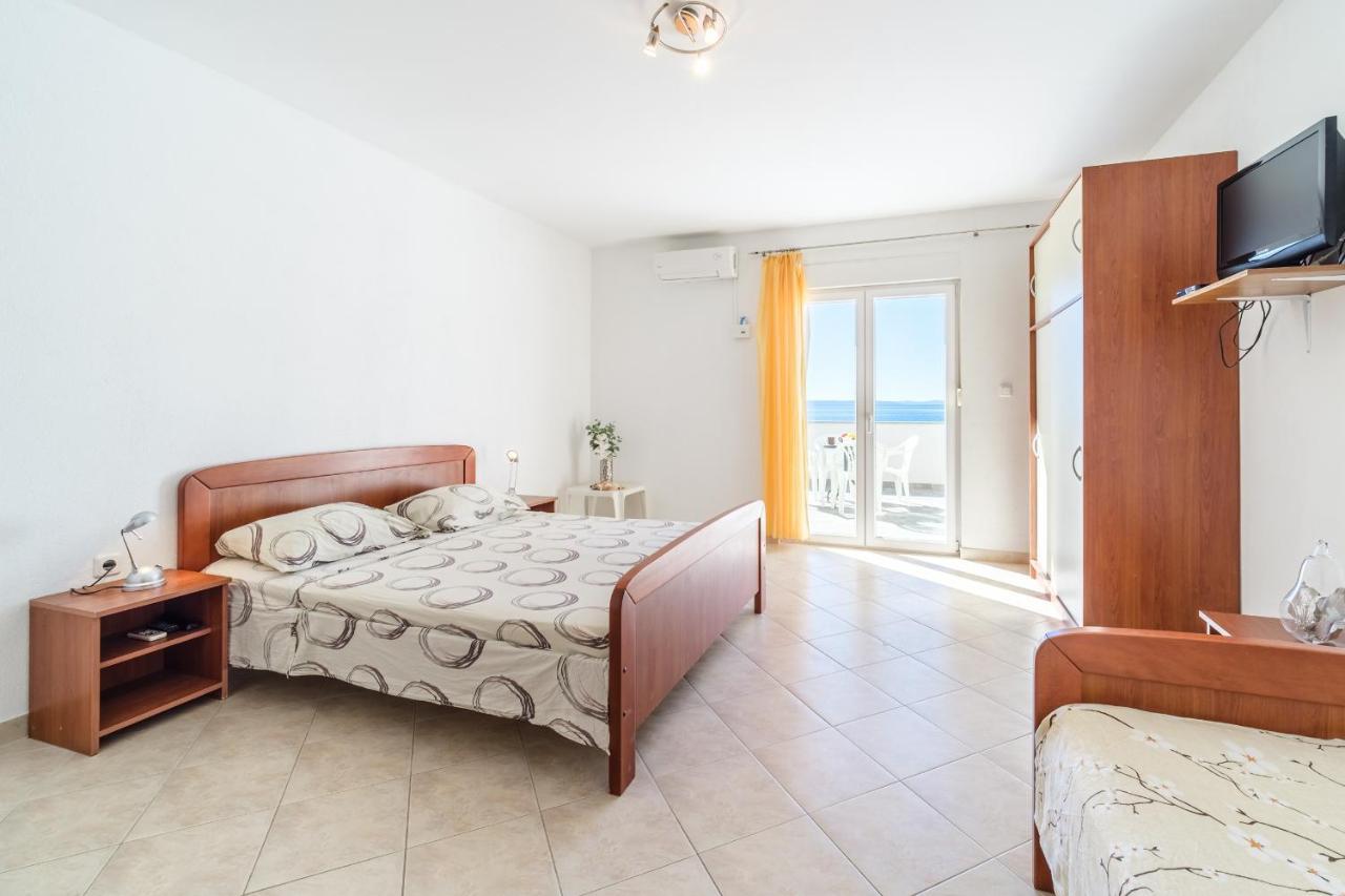 Beach Paradise Apartments Podstrana Ngoại thất bức ảnh